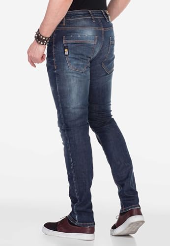 Cipo & Baxx Herren Jeans - Straight Fit mit modischen Waschungen, Nähten & Used-Look Details - Regular Denim - Trendige