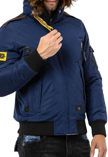 Cipo & Baxx Herren Mantel – Stylische Winterjacke mit warmem Innenfutter und abnehmbarer Kapuze für kalte Tage