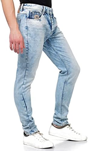 Cipo & Baxx Herren Jeans - Straight Fit mit modischen Waschungen, Nähten & Used-Look Details - Regular Denim