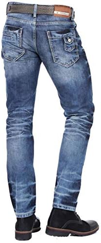 Cipo & Baxx Herren Jeans - Straight Fit mit modischen Waschungen, Nähten & Used-Look Details - Regular Denim