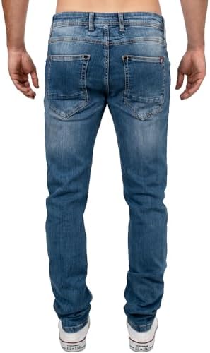 Cipo & Baxx Herren Jeans - Stilvolle Männer Jeans mit 5-Pocket-Design und Kontrastnähten | Bequemer Baumwoll-Elasthan-Mi