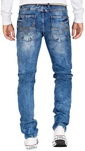 Cipo & Baxx Herren Jeans - Stilvolle Männer Jeans mit 5-Pocket-Design und Kontrastnähten | Bequemer Baumwoll-Elasthan-Mi